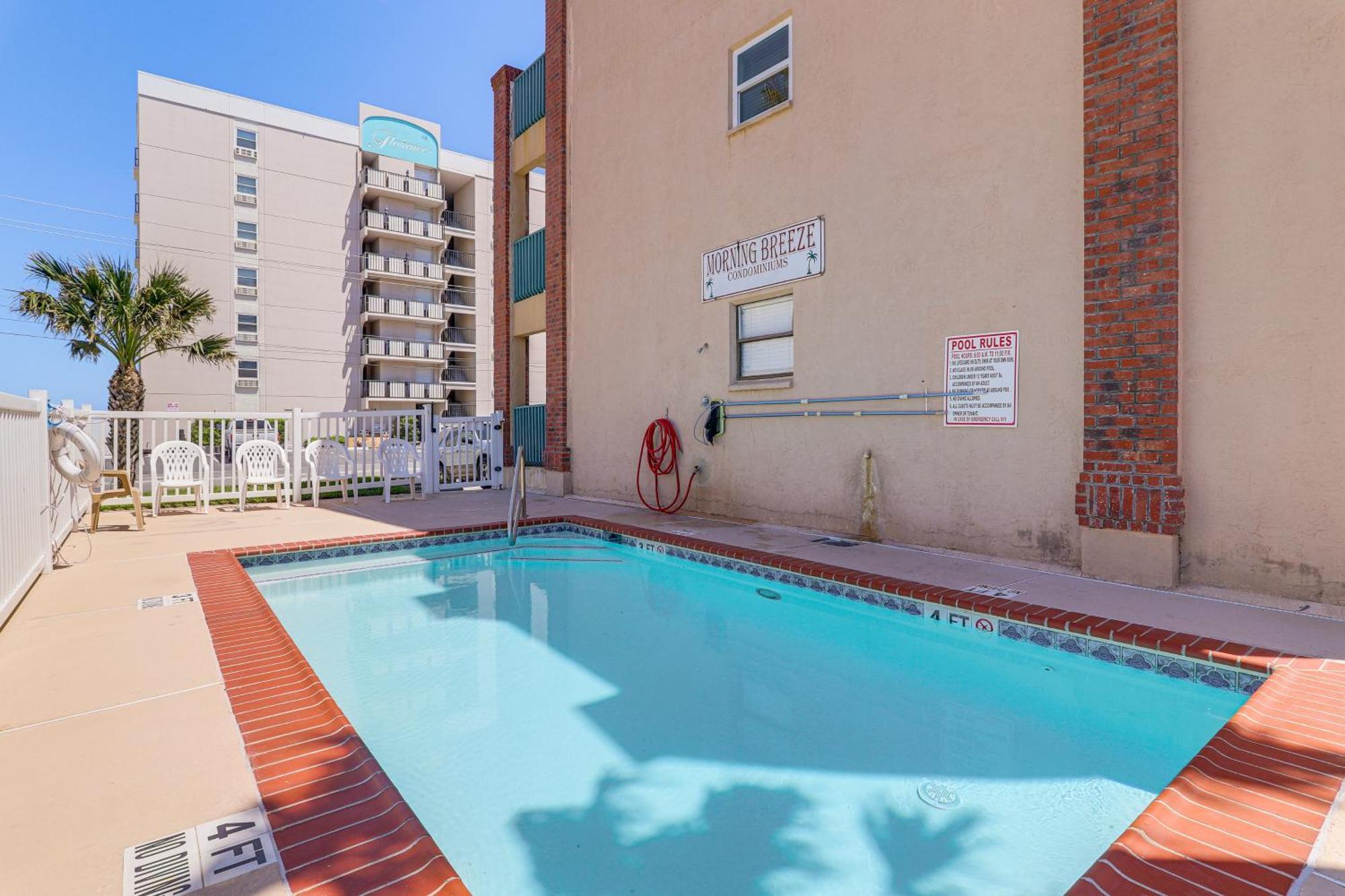 Luxe South Padre Condo With Pool - Walk To Beach! South Padre Island Ngoại thất bức ảnh